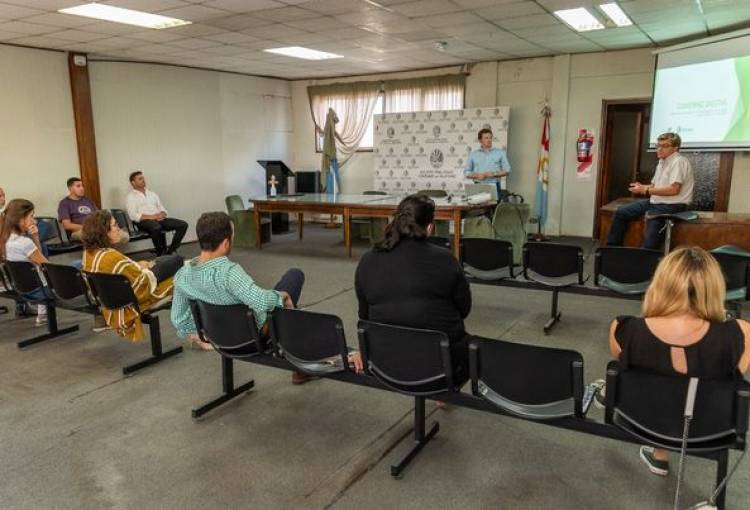 NUEVAS HERRAMIENTAS DE GOBIERNO DIGITAL