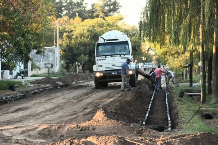 CONTINUAMOS LOS TRABAJOS EN CALLE ECHEVERRIA