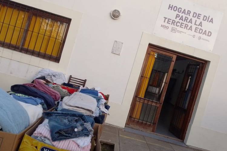 ROPERO COMUNITARIO
