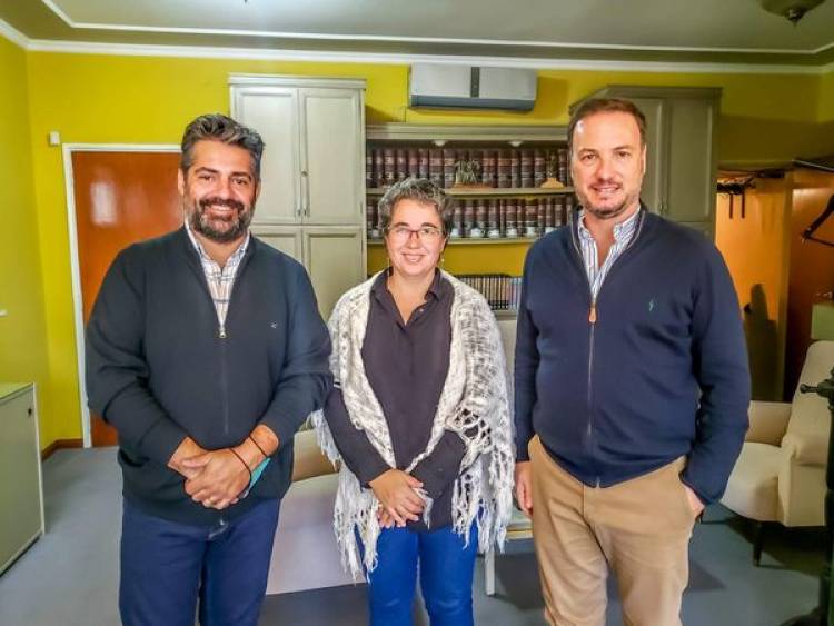 EL SENADPR LISANDRO ENRICO EN MELINCUE