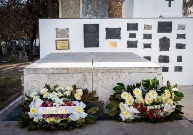 HOMENAJE A BERNABE FERREIRA