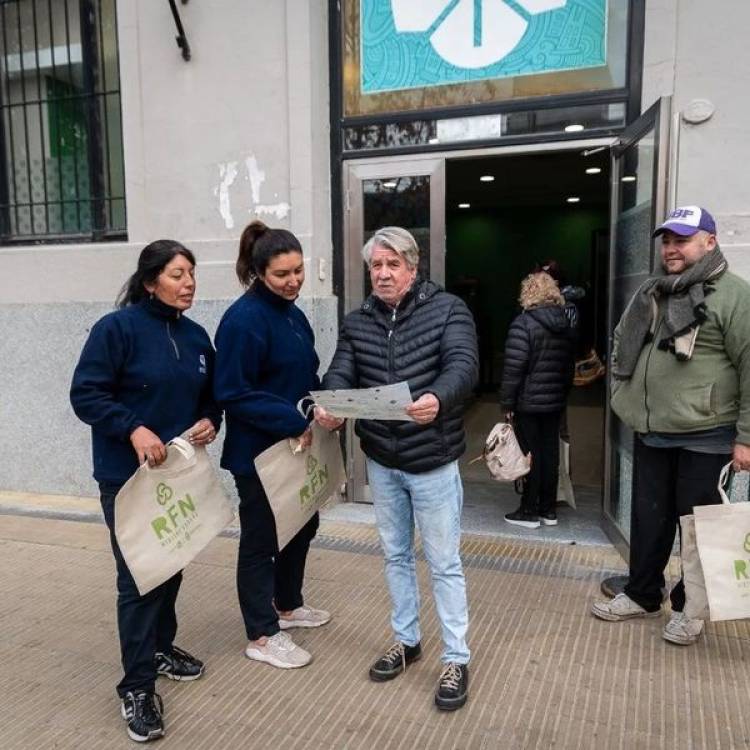 LA MUNICIPALIDAD RECORRIENDO LA CIUDAD