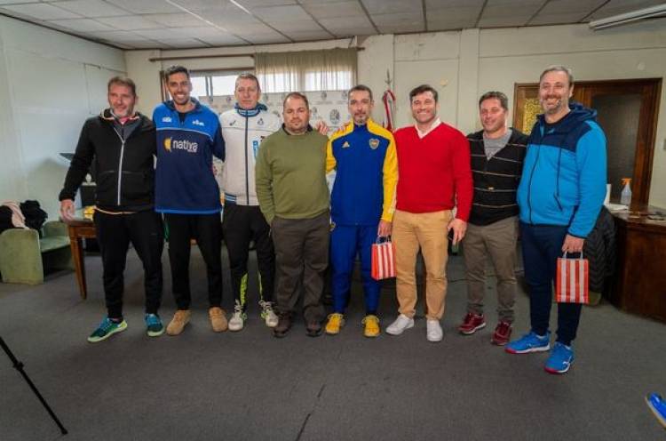 VISITA DE DELEGACIONES DE VOLEY DE BOCA, VELEZ Y ALEJO LEDESMA