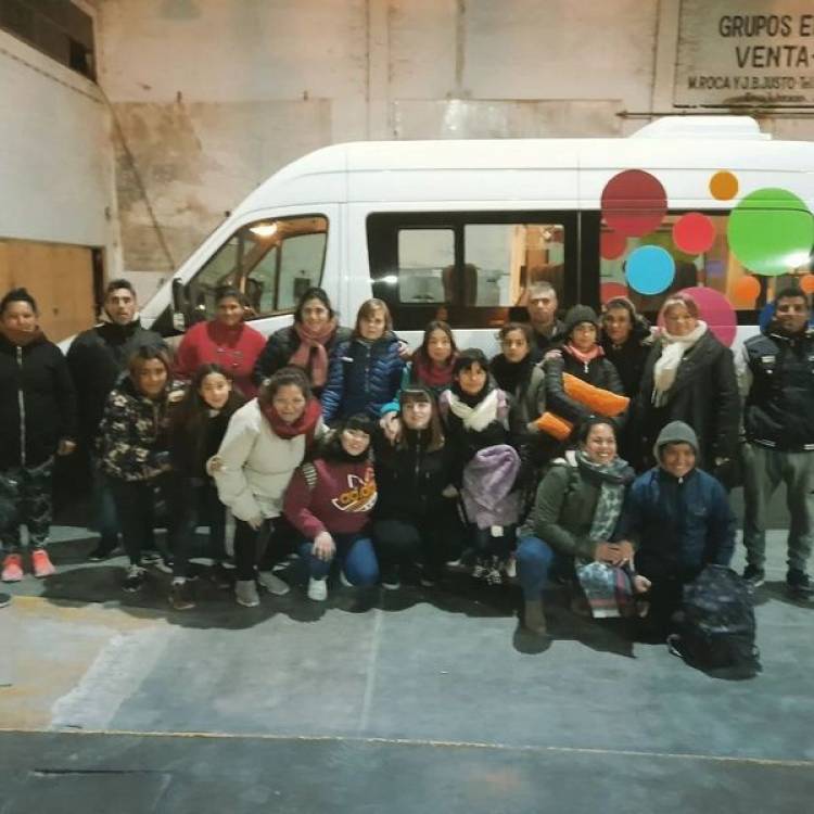 ALUMNOS DE 7MO GRADO DE LA ESCUELA SAN JOSE VISITARON EL MONUMENTO A LA BANDERA Y EL ACUARIO
