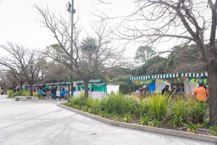 TARDE DE FERIA  (17/7)