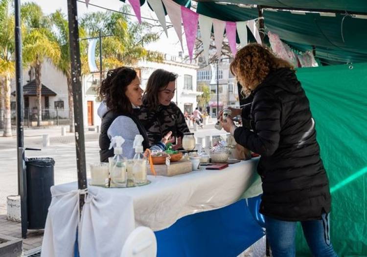 TARDE DE FERIA  (17/7)