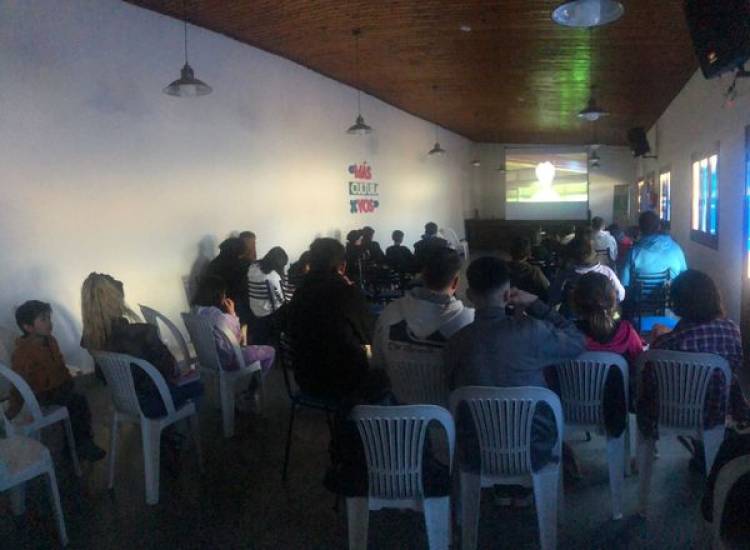 ACTIVIDAD EN CENTRO CULTURAL DE RUFINO (20/7)