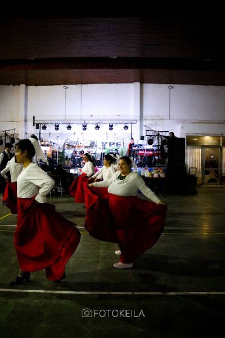 SAN TEODORO BAILE EN EL EVENTO SOLIDARIO