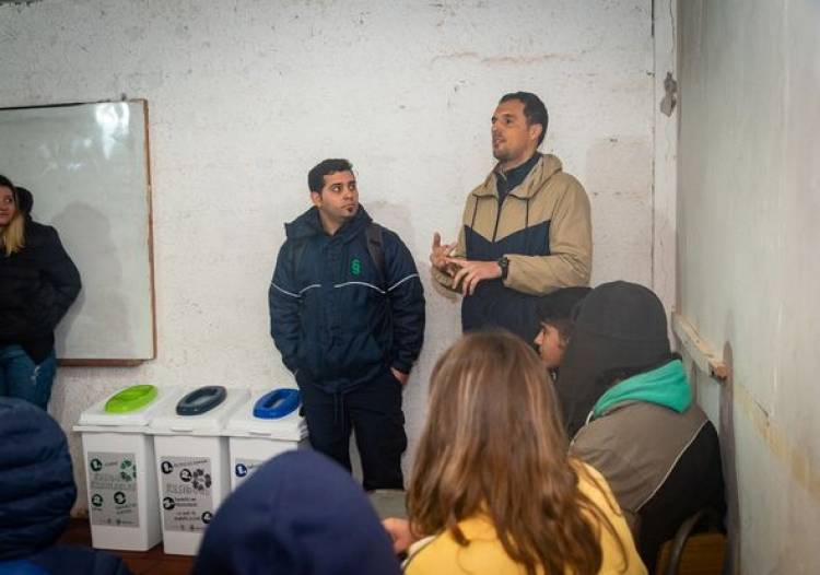 SEGUIMOS CON LAS CHARLAS SOBRE MEDIOAMBIENTE