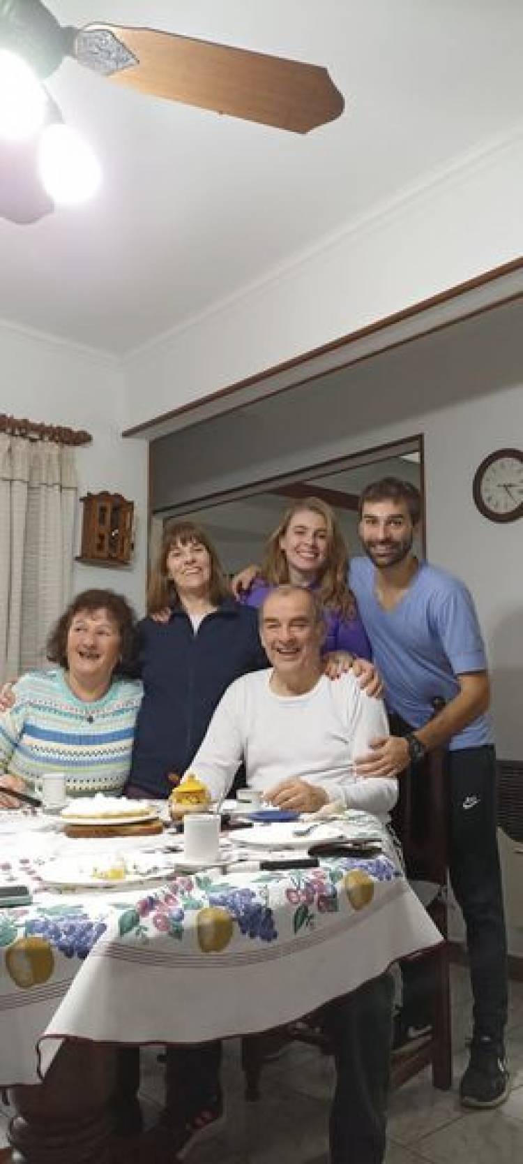 OYENTES DE LA UNIVERSAL Y DE RIVER