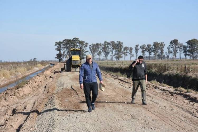 INTENDENTE NATALIO LATTANZI Y RICARDO BELIERA EN CAMINOS N|25, 29  Y 33 DURANTE EL FIN DE SEMANA