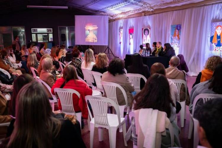 FESTIVAL DE LECTURA CON LA PRESENTACION DEL LIBRO DE ALEJANDRO GORENSTEIN