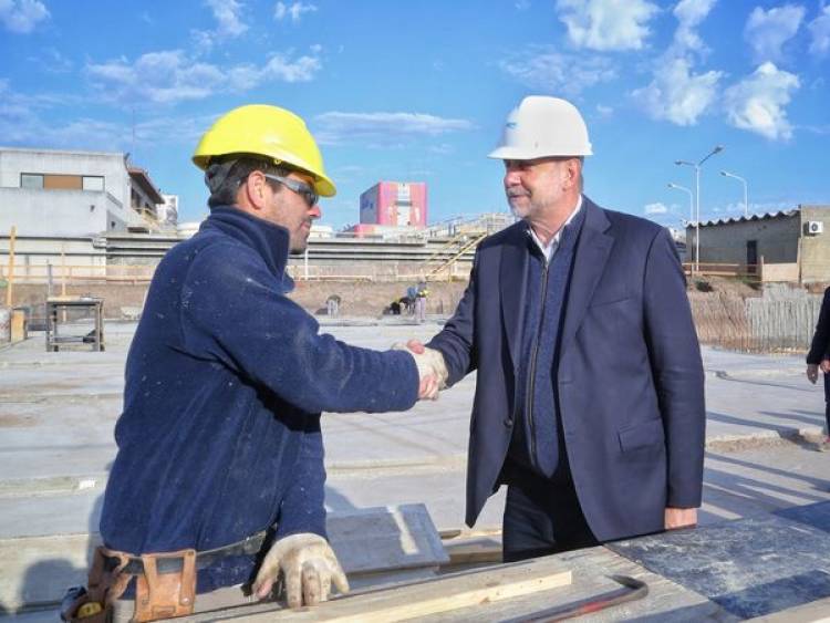 GOBERNADOR OMAR PEROTTI RECORRIO AMPLIACION DE PLANTA POTABILIZADORA DE GRANADERO BAIGORRIA