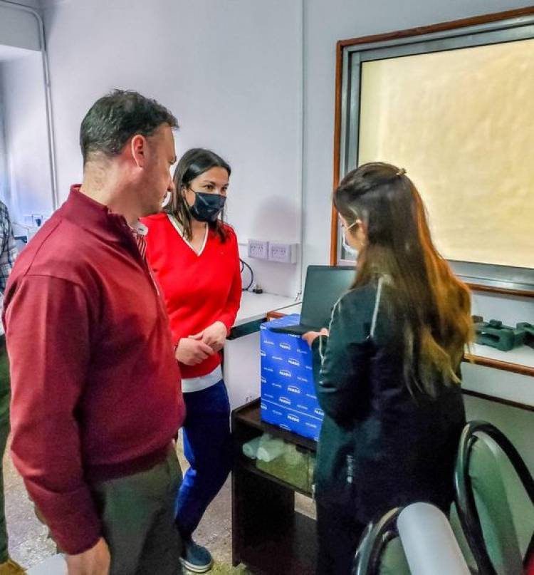 SENADOR LISANDRO ENRICO ESTA EN RUFINO