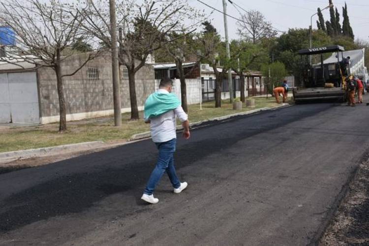AVANCES EN BARRIOS JARDIN Y PARRA PLAN