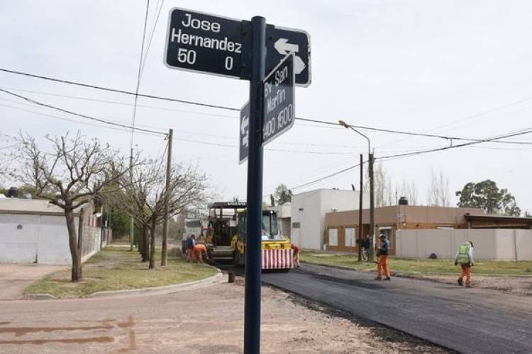AVANCES EN BARRIOS JARDIN Y PARRA PLAN