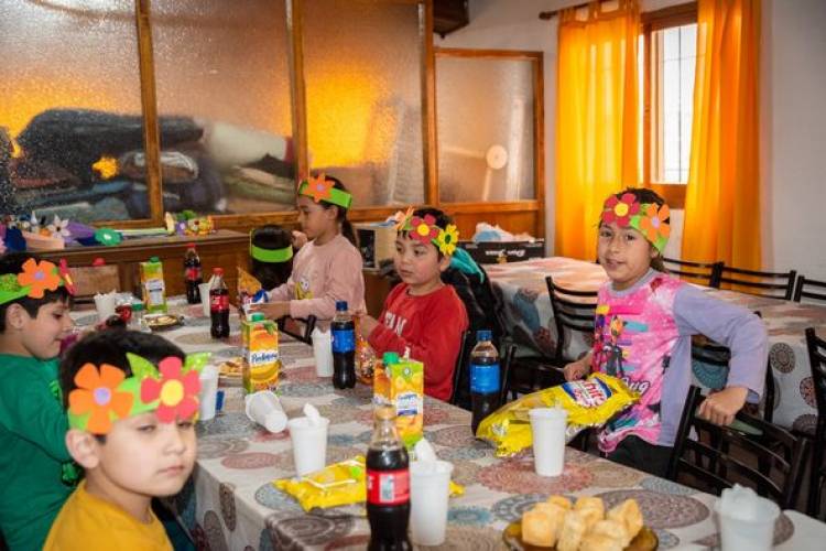 PRIMAVERA EN EL HOGAR DE DIA