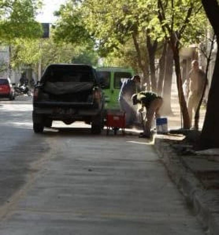 AREA DE SERVICIOS PUBLICOS Y MANTENIMIENTO REALIZANDO REFACCIONES