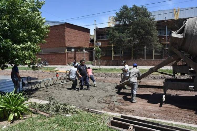 NUEVA CUADRA DE PAVIMENTO