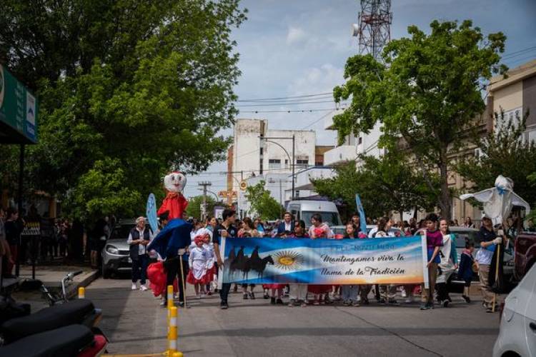 CONMEMORANDO EL DIA DE LA TRADICION