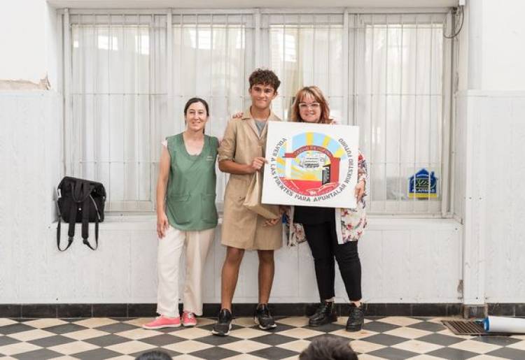 CONCURSO: "UN LOGO PARA EL MUSEO"