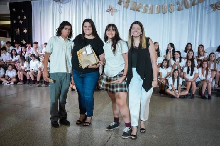 COLACION DE ALUMNOS DEL COLEGIO SUPERIOR N| 50