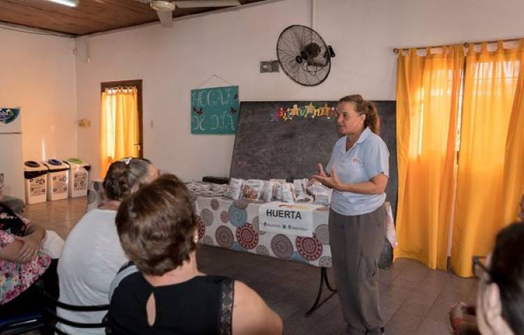 ENTREGA DE SEMILLAS (6/23)