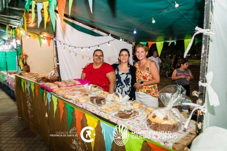 FERIA DE ARTESANOS DE RUFINO