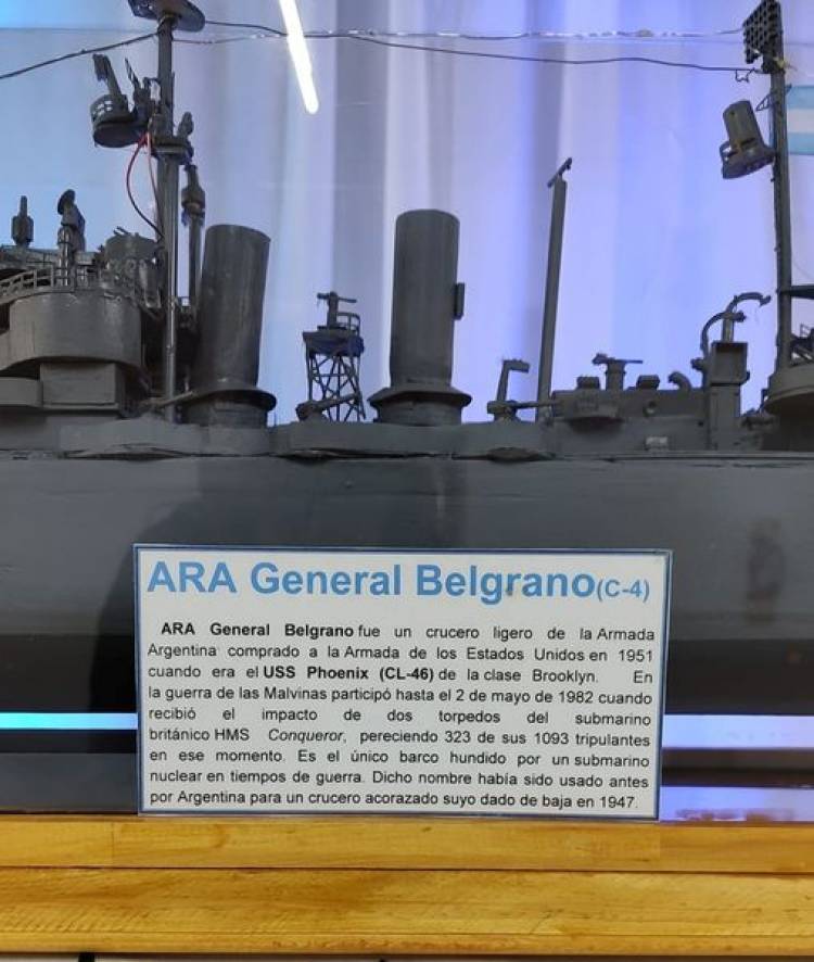EXPOSICION MAQUETA "ARA GENERAL BELGRANO"