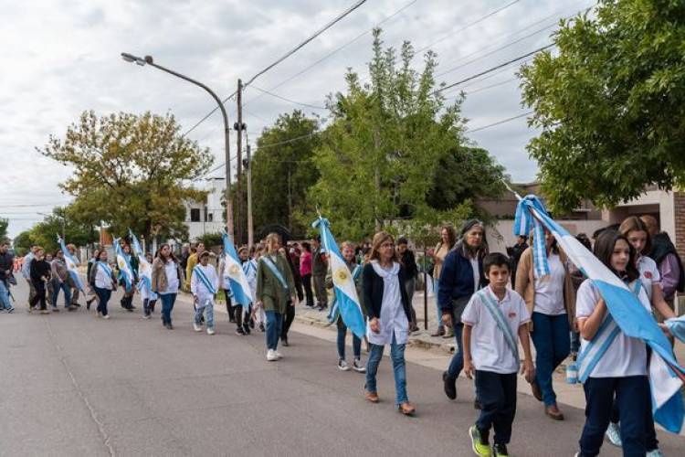 ACTA EN LA PLAZOLETA "2 DE ABRIL"