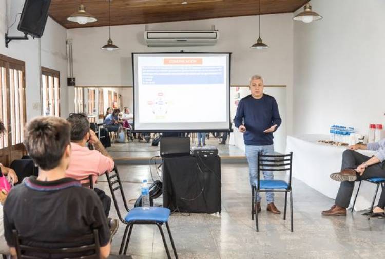 CAPACITACION SOBRE SEGURIDAD VIAL