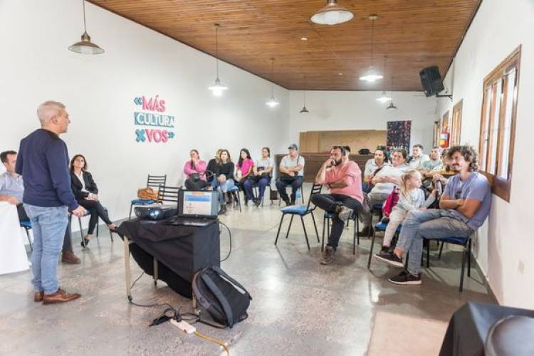 CAPACITACION SOBRE SEGURIDAD VIAL