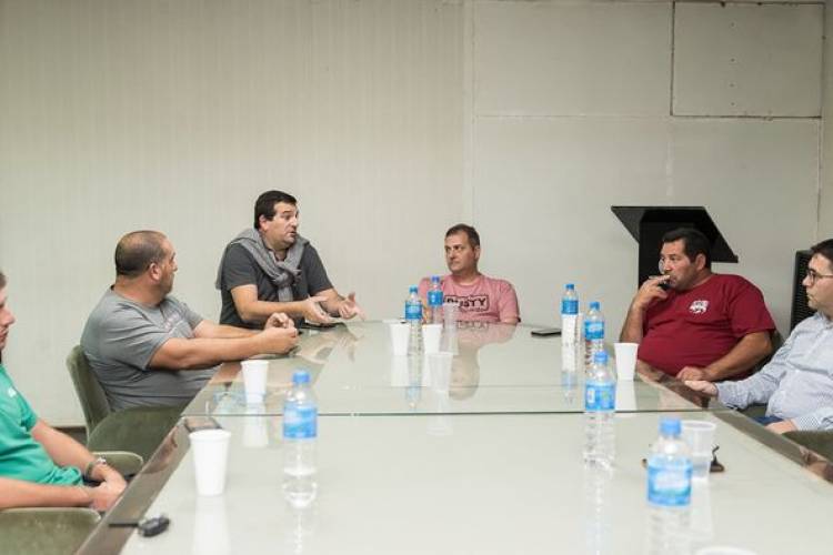 REUNION DE TRANSPORTISTAS Y PLANTAS