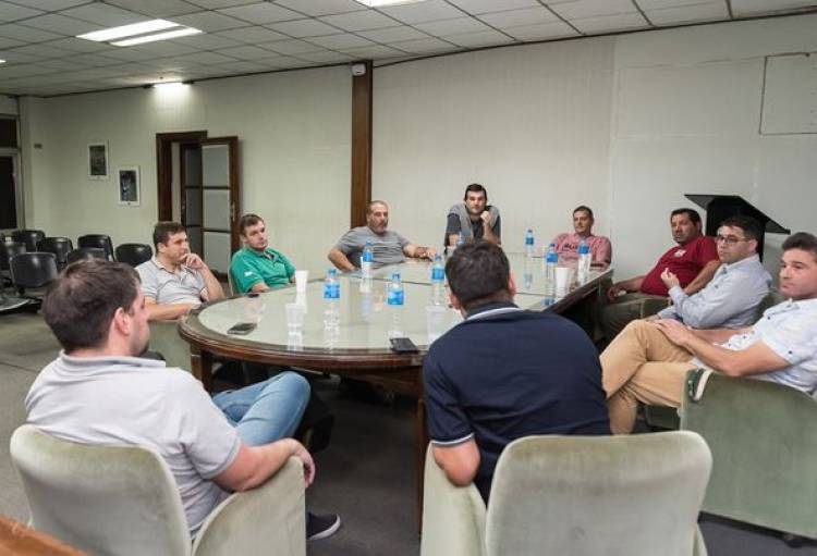REUNION DE TRANSPORTISTAS Y PLANTAS