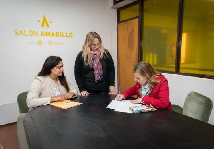 RECORRIDA POR DISTINTAS INSTITUCIONES