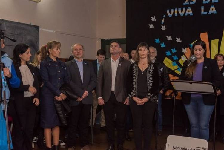 VIVA LA PATRIA...!!!