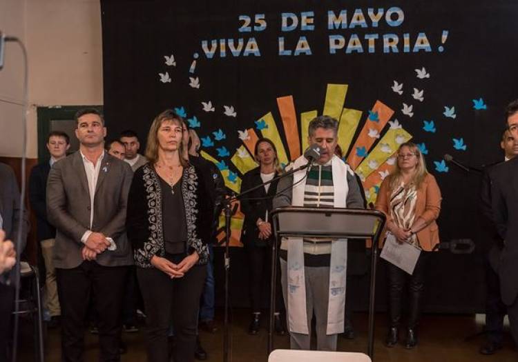 VIVA LA PATRIA...!!!