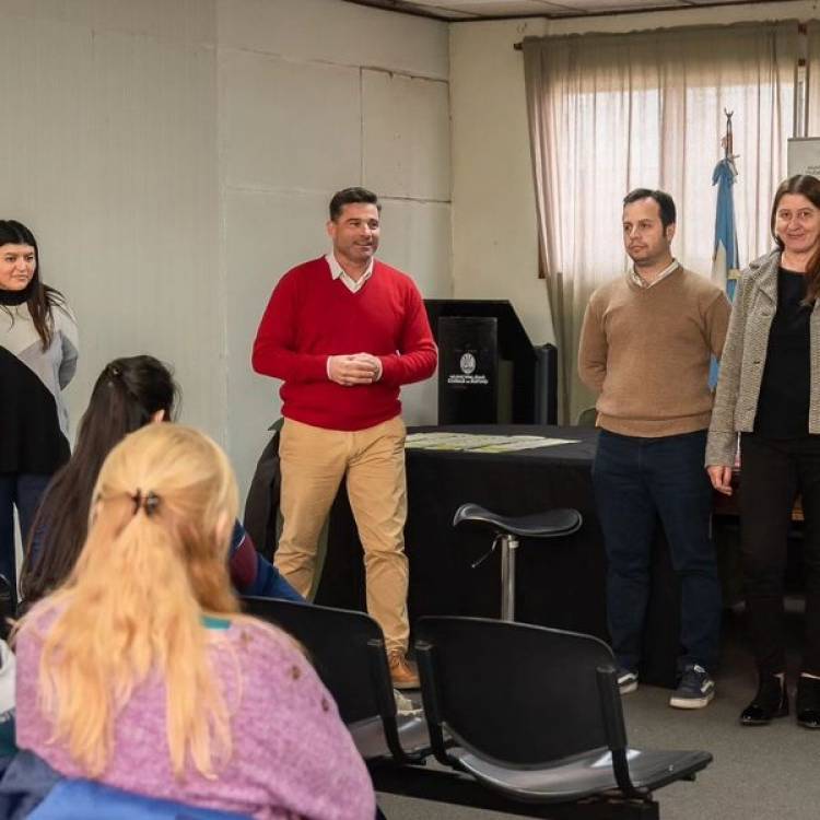 CURSO "MANIPULACION SEGURA DE ALIMENTOS EN UN MENU LIBRE DE GLUTEN"