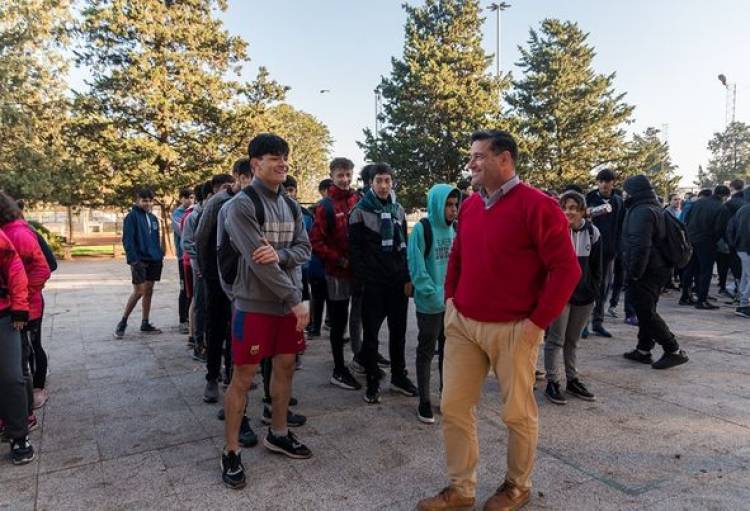 INTENDENTE NATALIO LATTANZI EN JUEGOS SANTAFESINOS