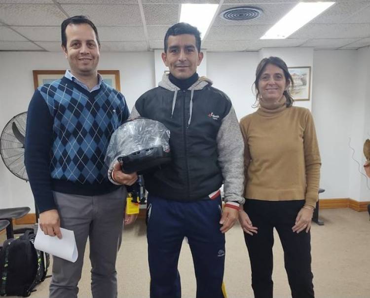 CONCIENTIZAR SOBRE EL USO DEL CASCO