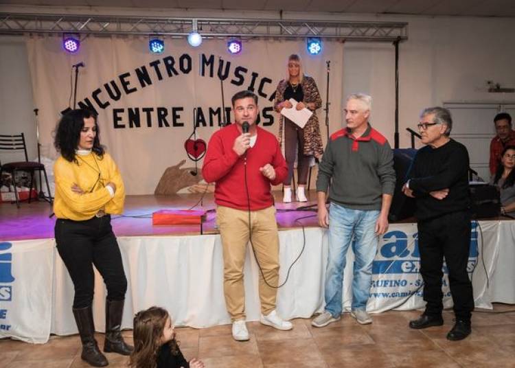 INTENDETE NATALIO LATTANZI EN "CLUB DE ABUELOS"