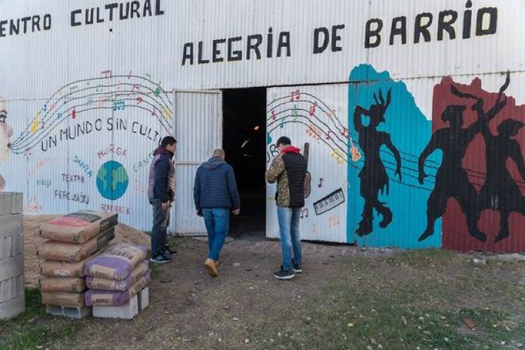 ENTREGA DE MATERIALES