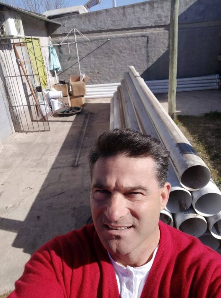 INTENDENTE NATALIO LATTANZI ESTA CON LOS CAÑOS