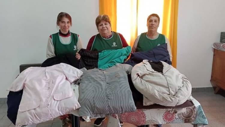 NUEVA ENTREGA DE CAMITAS