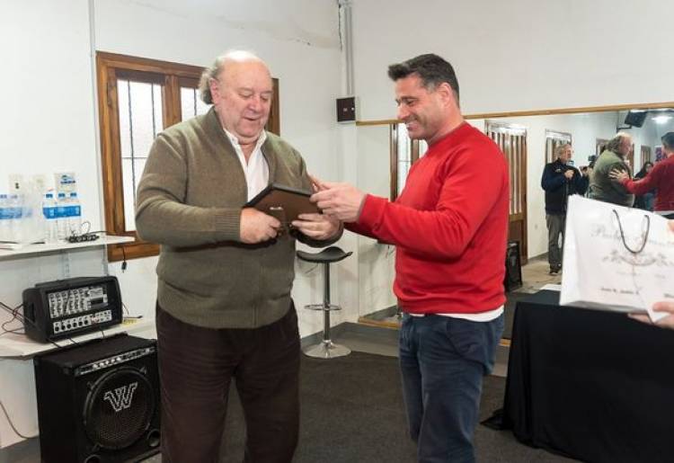 RECONOCIMIENTO A SANTIAGO WEIDMANN