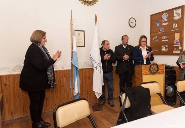 EL CORO POLIFONICO MUNICIPAL EN EL ROTARY RUFINO