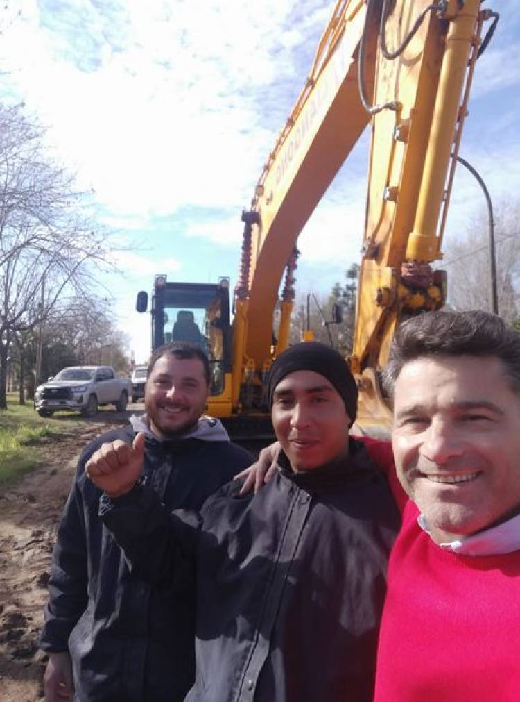 TRABAJOS EN "BARRIO LOS LEONES"