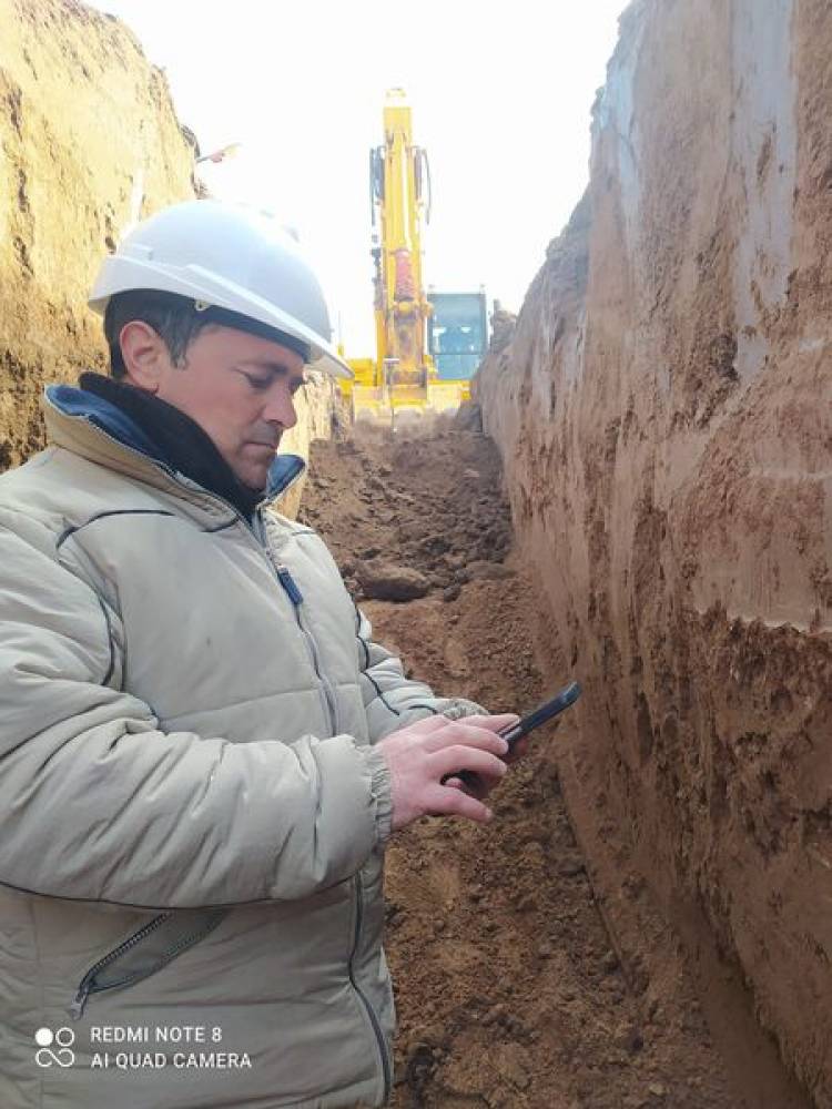 TRABAJOS EN "BARRIO LOS LEONES"