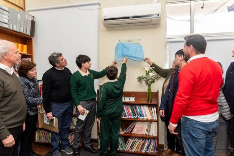 DESCUBRIMIENTO DE PLACA EN HOMENAJE A MARIA FLORENCIA MENINI