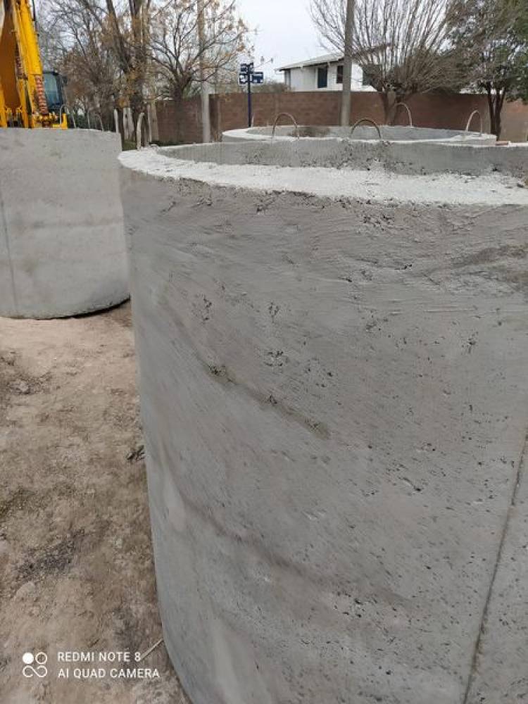 INTENDENTE NATALIO LATTANZI TRABAJANDO EN OBRA DE CLOACAS